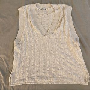 BEIGE SWEATER VEST